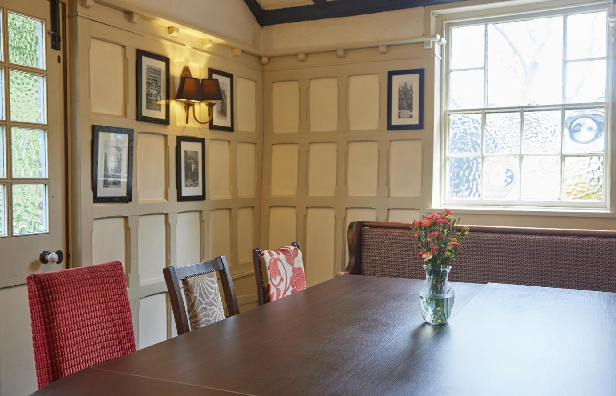 Chequers Inn By Greene King Inns Maresfield ภายนอก รูปภาพ