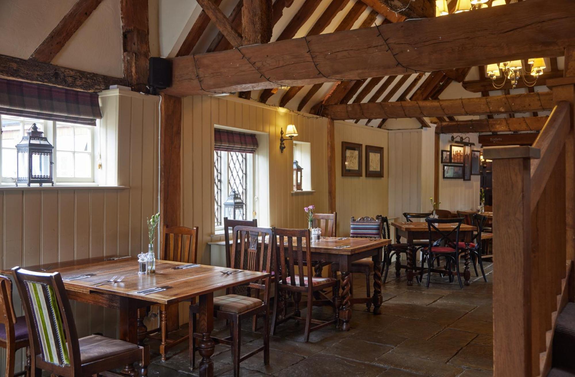Chequers Inn By Greene King Inns Maresfield ภายนอก รูปภาพ
