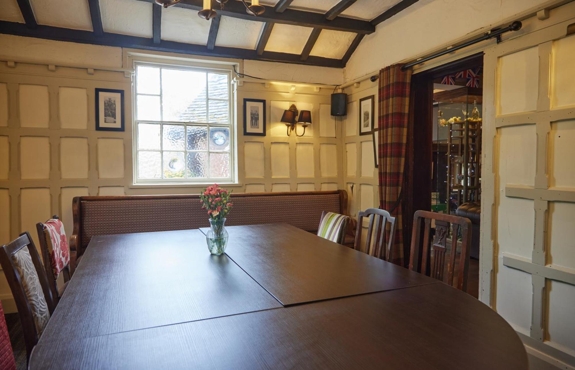Chequers Inn By Greene King Inns Maresfield ภายนอก รูปภาพ
