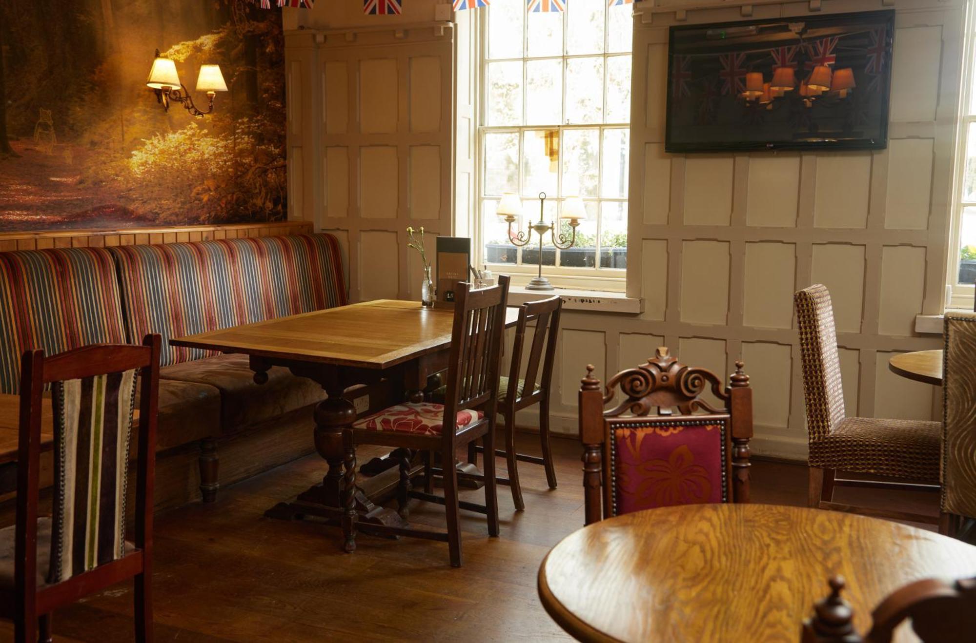 Chequers Inn By Greene King Inns Maresfield ภายนอก รูปภาพ